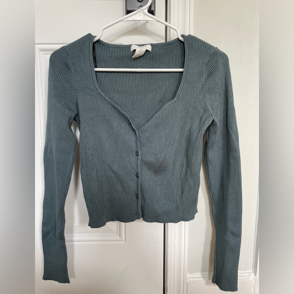 H&M ribbed sweetheart neckline top
